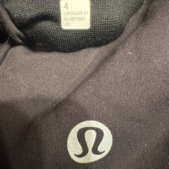 Lululemon Wunder Train 25” Legging with Pockets - Picture 4 of 4